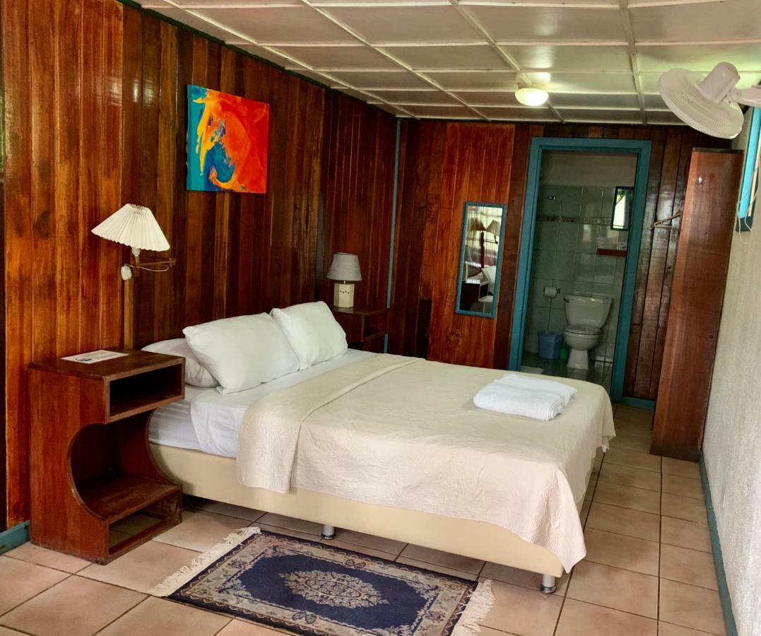 Lapalapa Beachfront Hotel Puerto Viejo de Talamanca Ngoại thất bức ảnh