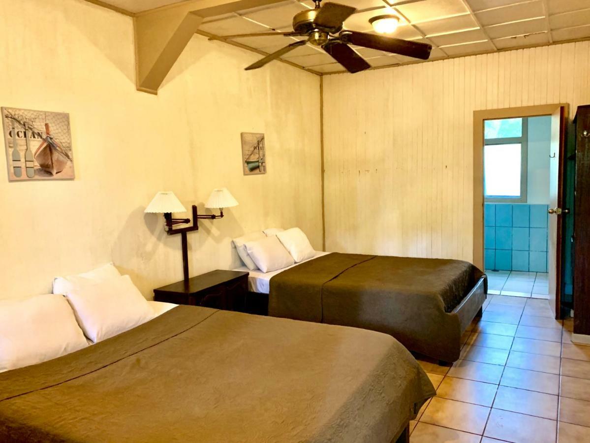 Lapalapa Beachfront Hotel Puerto Viejo de Talamanca Ngoại thất bức ảnh